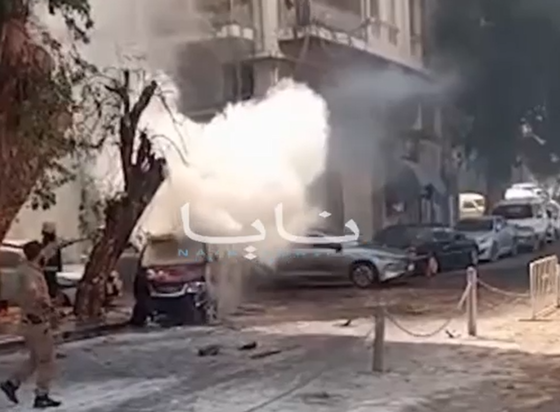actualizare explozii auzite la damasc in timpul vizitei lui macron presedintele francez a fost evacuat