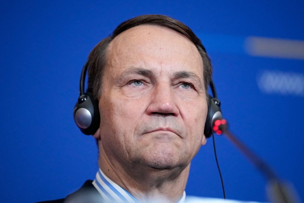 „Cel mult, ar putea încerca o provocare”. Ministrul polonez de Externe susține că Rusia nu are capacitatea de a ataca Polonia. 2 cel mult ar putea incerca o provocare ministrul polonez de externe sustine ca rusia nu are capacitatea de a ataca polonia