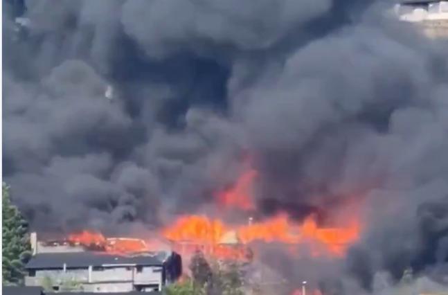 Incendiu în Norvegia: Peste 100 de locuințe au fost distruse de flăcări 2 incendiu in norvegia peste 100 de locuinte au fost distruse de flacari