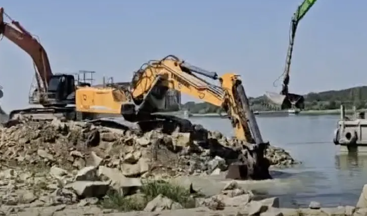 ALERTA in Cernavoda Dunarea este la doar 3 centimetri de nivelul critic pentru functionarea Centralei