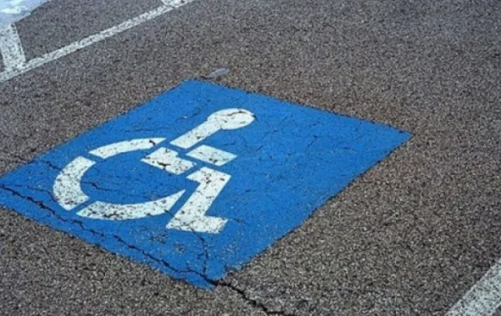 Apel către Primăria Cluj-Napoca: „Solicităm creșterea numărului de locuri de parcare pentru persoanele cu dizabilități în centrul orașului!” 2 Apel catre Primaria Cluj Napoca Solicitam cresterea numarului de locuri de parcare pentru persoanele cu dizabilitati in centrul orasului