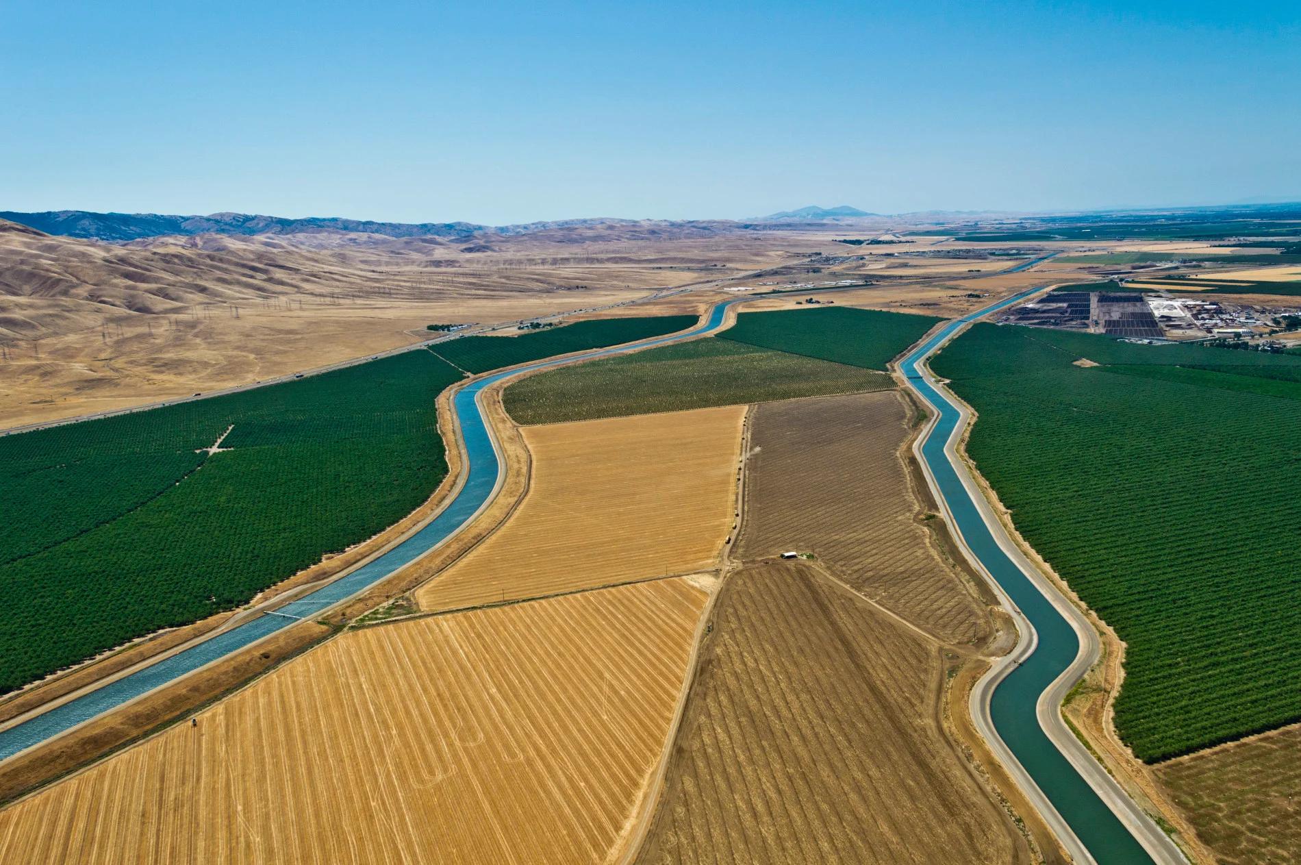 California pierde in mod irevocabil o rezerva esentiala de apa Un sfert din productia agricola a Statelor Unite depinde de acesta regiune