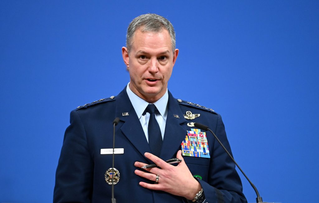 Cel mai înalt general american din Europa avertizează Pentagonul că nu dispune de forțele necesare pentru a asigura protecția Israelului. 2 Cel mai inalt general american din Europa avertizeaza Pentagonul ca nu dispune de fortele necesare pentru a asigura protectia Israelului