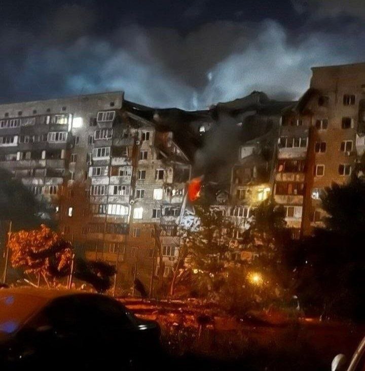 Cel patru persoane au murit la Kiev in urma unui atac cu rachete rusesti