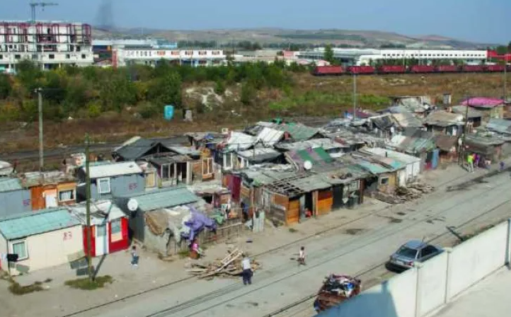 Clarificari privind relocarile de la Pata Rat Locuintele sociale nu sunt oferite gratuit si raman in proprietatea statului