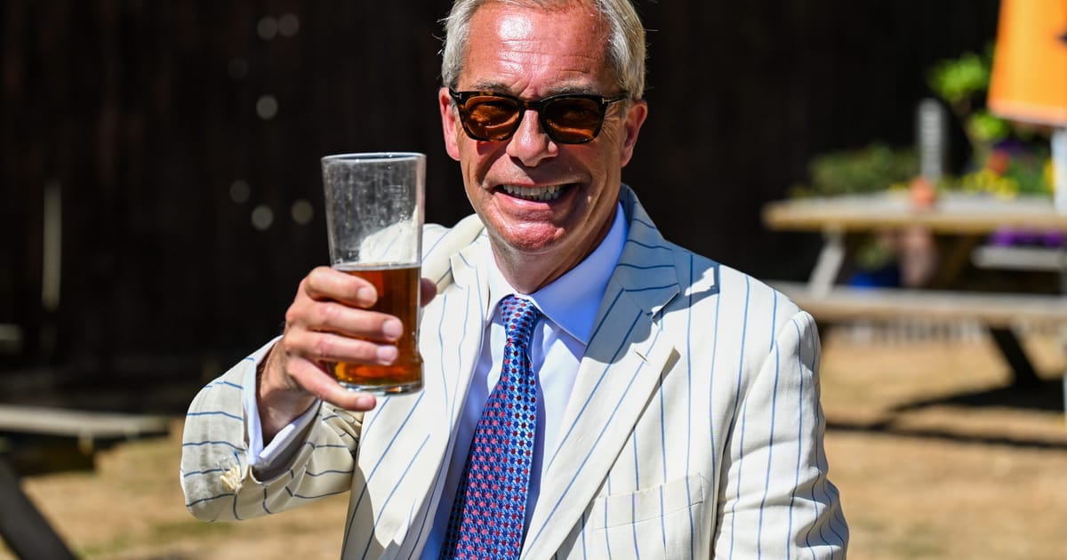 Farage obtine victoria in alegerile partiale din Clacton