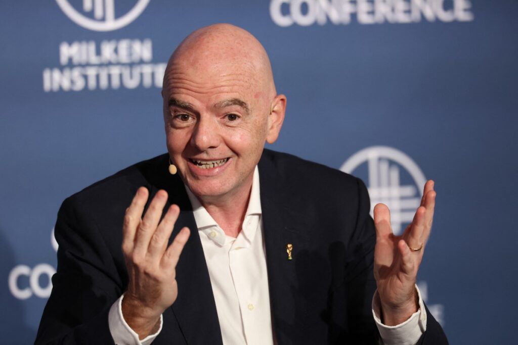 Federatia Argentiniana isi demonstreaza sustinerea pentru Gianni Infantino Un fotbal mai bun si inclusiv
