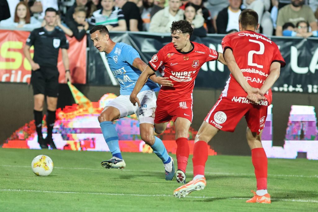 Fosta echipă de primă ligă AFC Hermannstadt s-a retras din Liga a II-a, iar Olimpia Satu Mare îi va ocupa locul. 2 Fosta echipa de prima liga AFC Hermannstadt s a retras din Liga a II a iar Olimpia Satu Mare ii va ocupalocul