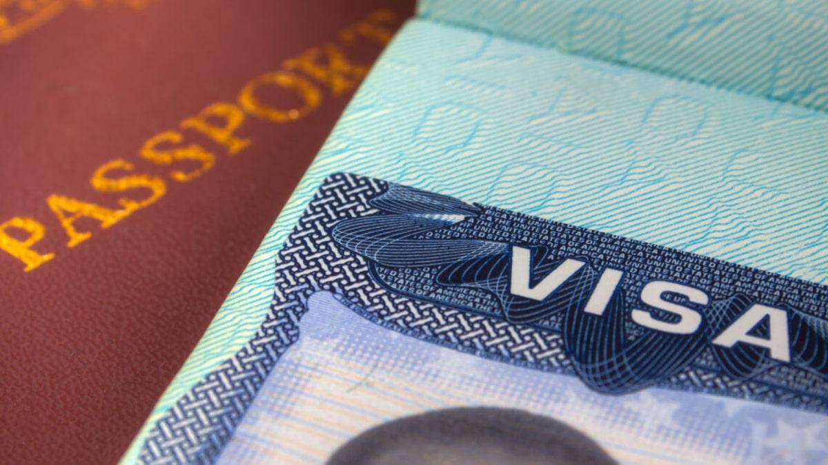 Garantii de pana la 20000 de dolari pentru anumite vize SUA Romania nu este inclusa