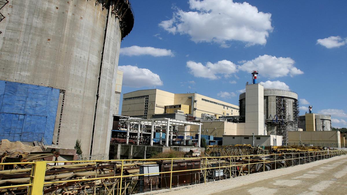 Guvernul trimite Forțele Navale pentru a asista la deviația unui braț al Dunării pentru operațiuni… 3 Guvernul trimite Fortele Navale pentru a asista la deviatia unui bra al Dunarii pentru operatiuni