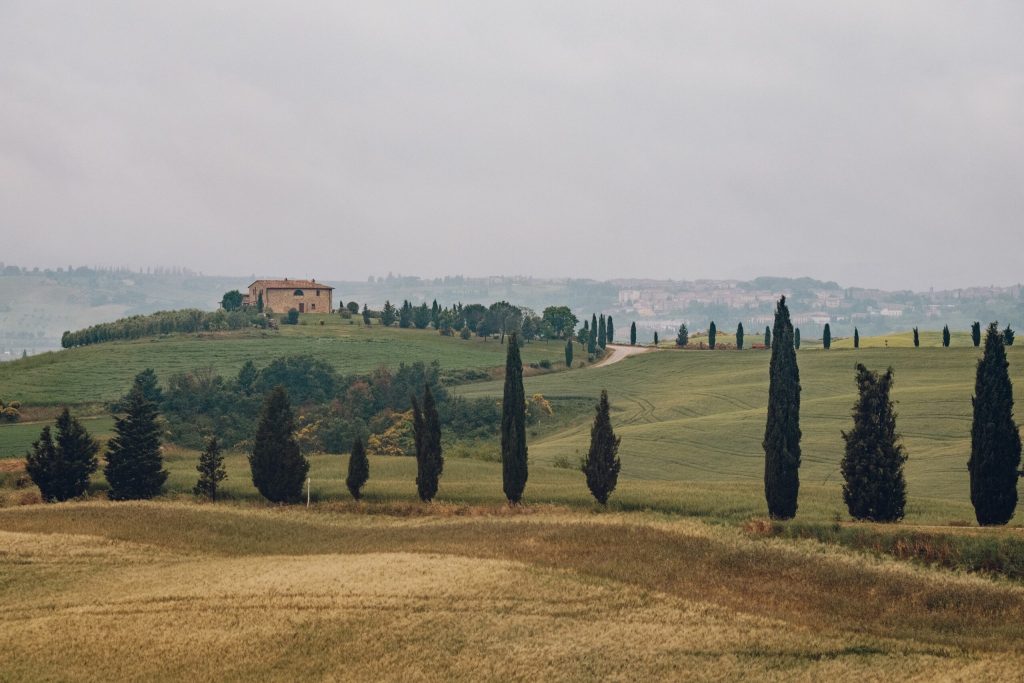 Italia a lansat o retea de trasee turistice de 1500 km dedicate Sfantului Francisc