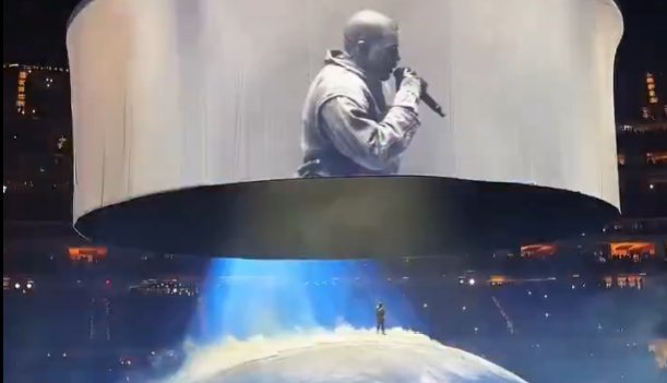 Kanye West va susține concerte în Rusia. Artistul, respins de Europa, stârnește controverse. 2 Kanye West va sustine concerte in Rusia Artistul respin de Europa starneste controverse