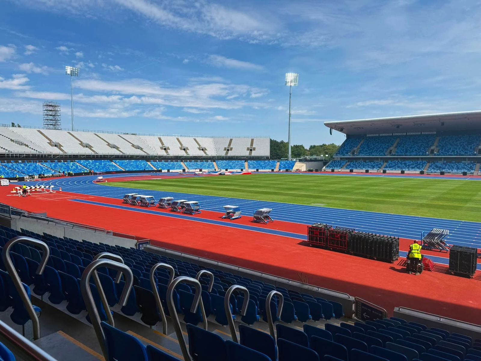 Mii de oameni blocati la stadion dupa Campionatul European de atletism Un barbat a fost arestat sub suspiciunea de frauda