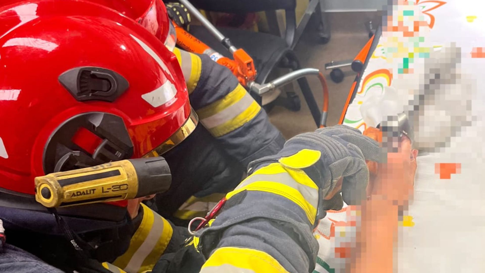 O tanara a fost internata la spital din cauza unui moment de neatentie in bucatarie Iata ce trebuie sa eviti cand gatesti