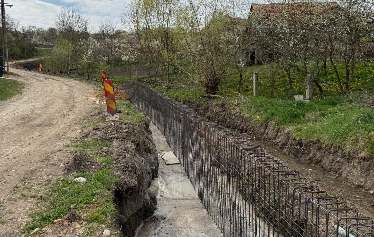 Proiectele avanseaza pe acest santier dintr o comuna clujeana Modernizarea infrastructurii rutiere intra intr o noua etapa