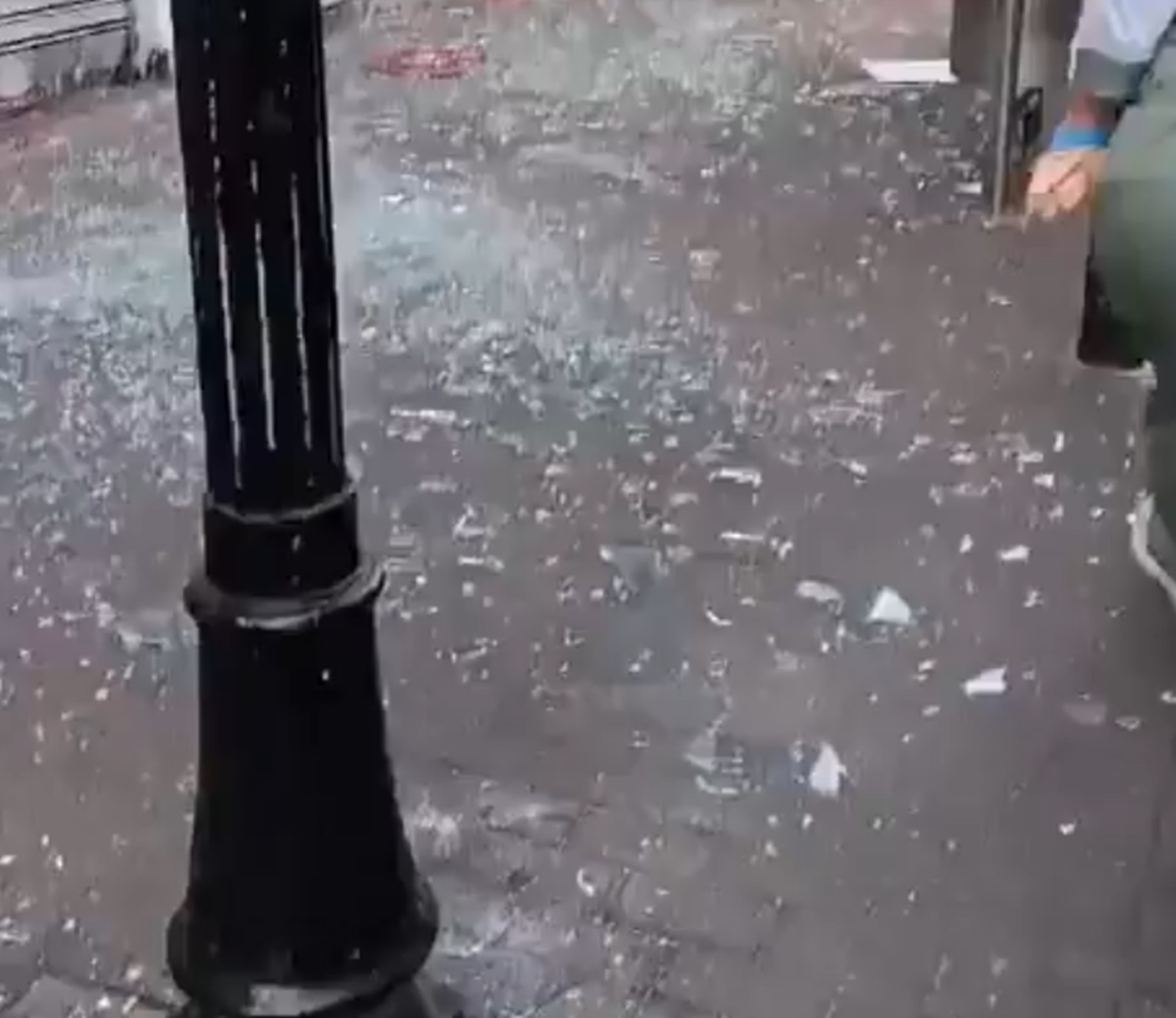 Răniți și daune semnificative după un cutremur puternic în Columbia / Seismul a avut magnitudinea de 7,4. 4 Raniti si daune semnificative dupa un cutremur puternic in Columbia Seismul a avut magnitudinea de 74