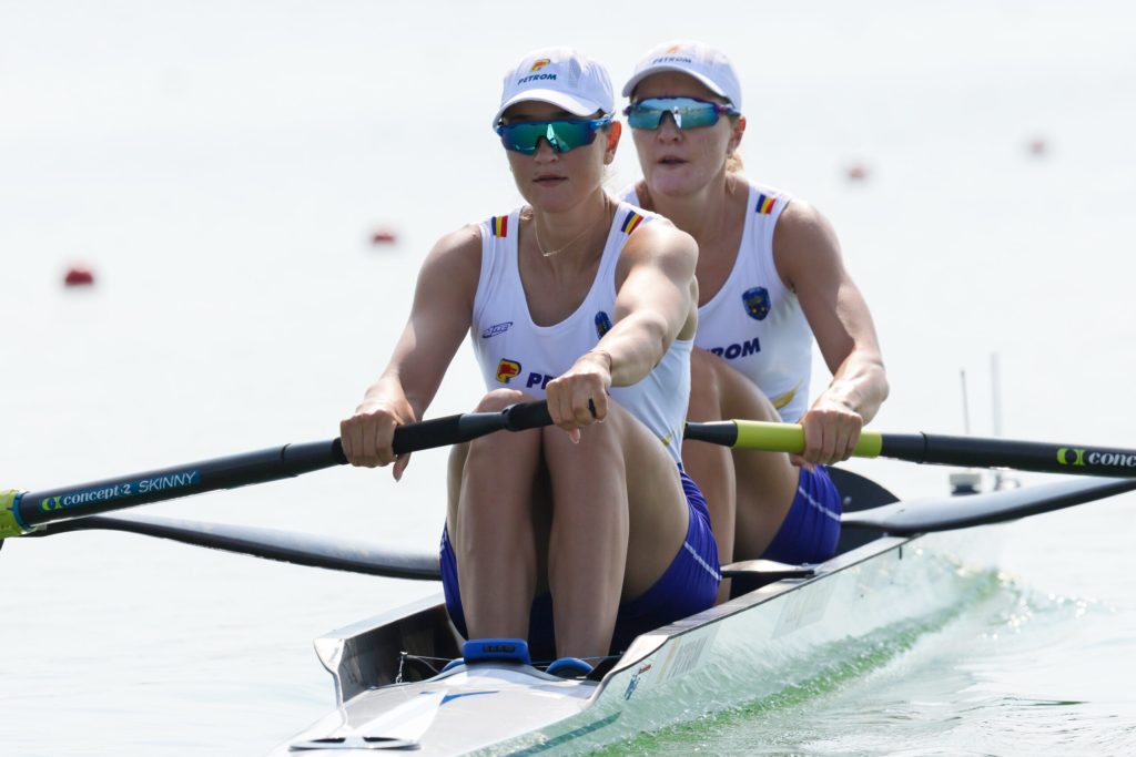 Romania isi face debutul la Campionatul Mondial de canotaj 2026 de la Amsterdam Patru echipaje romanesti vor participa in prima zi a competitiei