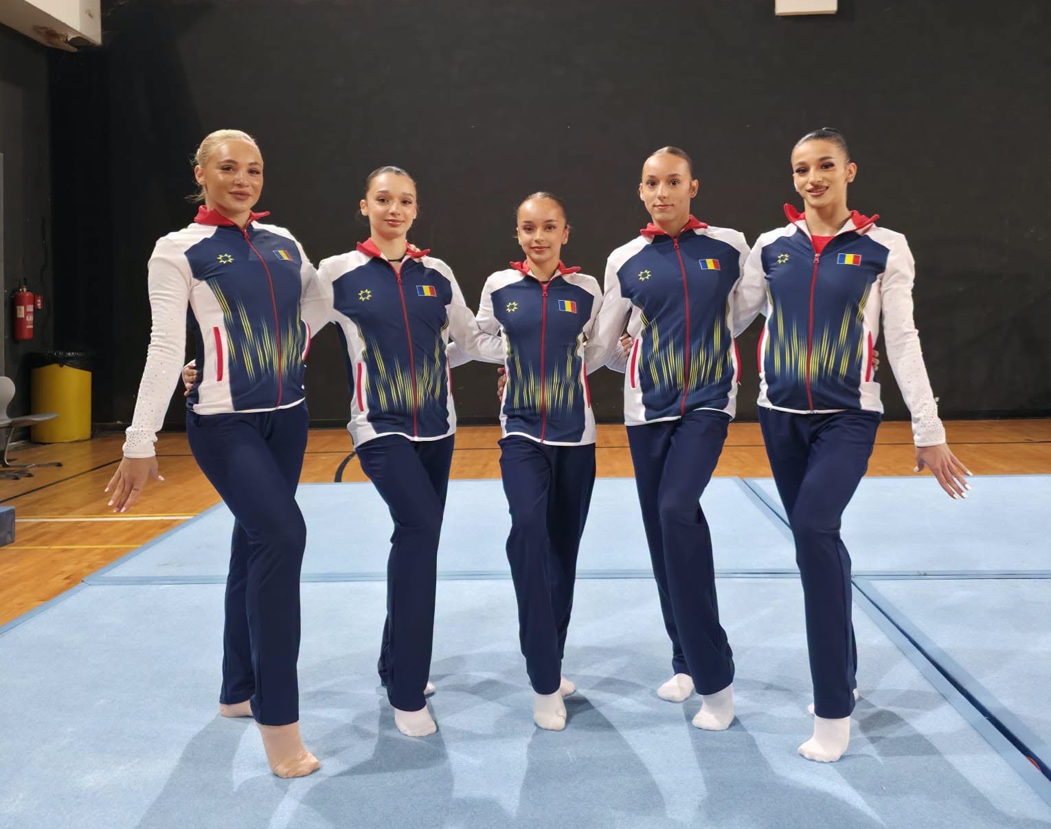 România încheie calificările pentru Europenele feminine de gimnastică pe locul 11 și se califică la Campionatele Mondiale. 2 Romnia incheie calificarile pentru Europenele feminine de gimnastica pe locul 11 si se califica la Campionatele Mondiale