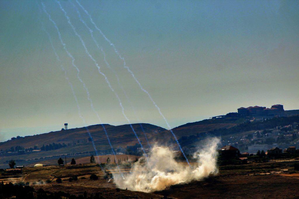 Tensiunile escaladeaza in Orientul Mijlociu Israelul isi desfasoara atacuri controlate in Liban iar un acord pentru Stramtoarea Ormuz devine tot mai plauzibil