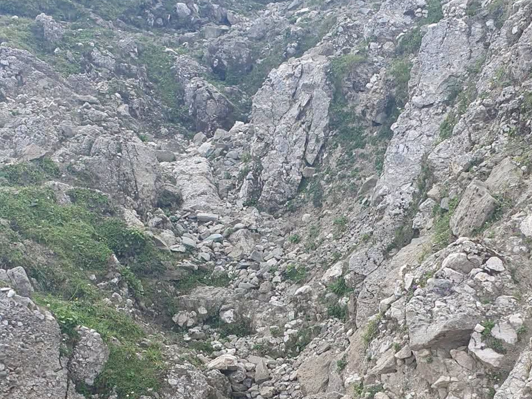 Ultima discutie dintre Salvamont si tanarul britanic disparut in Bucegi Era pe calea cea buna