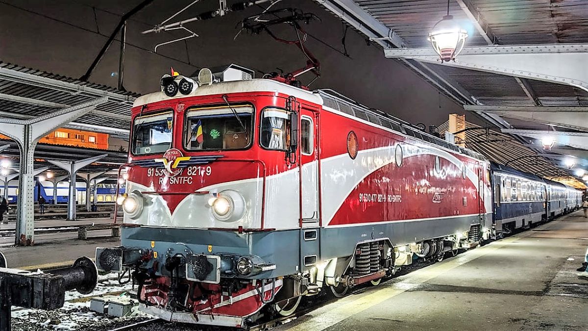 Un clujean solicta demisia conducatorilor CFR daca nu rezolva o problema minora Sa curate toaleta sau sa igienizeze latrina Petitia care vizeaza direct CFR