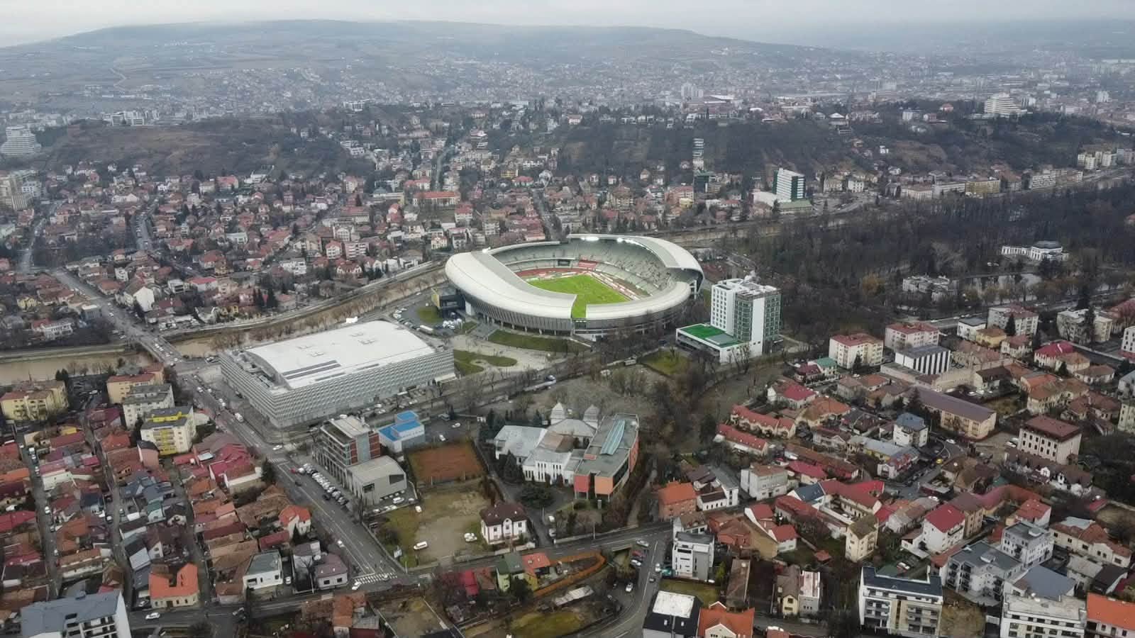 avertisment pentru participantii la UNTOLD care folosesc drone zborul deasupra multimii este interzis iar intreaga zona a Clujului este sub supravegherea aeroportului recomandarile IPJ