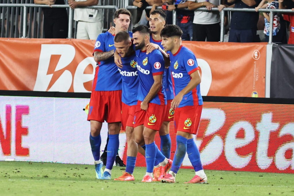 echipa perfecta a etapei a 5 a din superliga fcsb are trei jucatori in primul 11