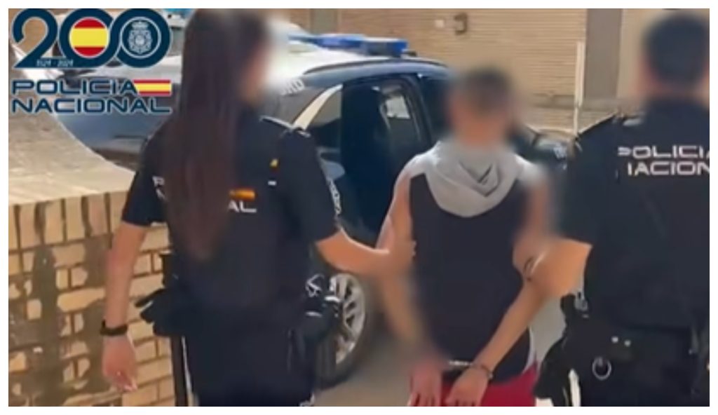 VIDEO. Condamnat pentru tentativă de omor în Cluj, prins în Spania! Un tânăr de 25 de ani era căutat cu mandat european de arestare. 3 video condamnat pentru tentativa de omor in cluj prins in spania un tanar de 25 de ani era cautat cu mandat european de arestare