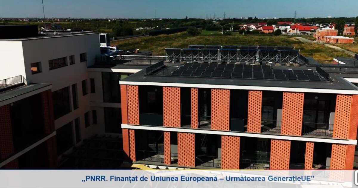 video din toamna 324 de locuri noi de cazare pentru studentii de la uvt doua camine nou construite sunt aproape de finalizare