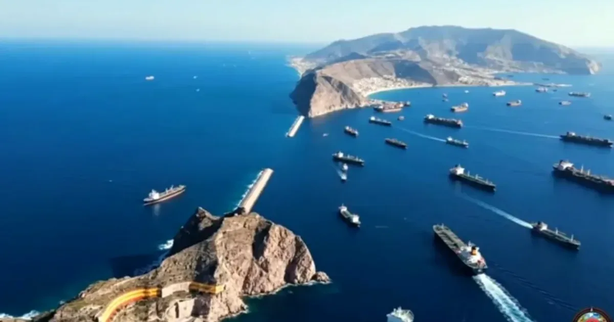 Iranul redeschide Strâmtoarea Ormuz în șapte zile, condiționat 2 Iranul redeschide Strâmtoarea Ormuz în șapte zile, condiționat