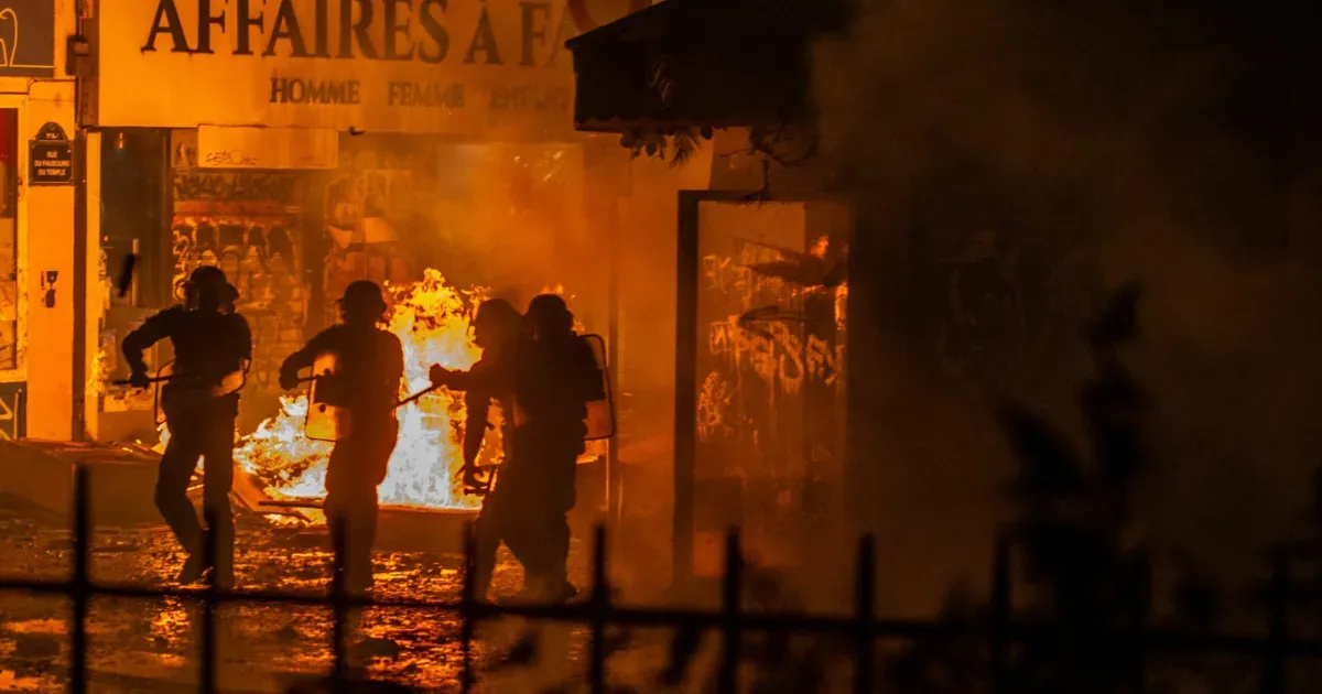 Zece ani de muncă distruși în câteva ore. Un comerciant după revoltele din Paris